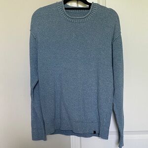 Hollister Men's Light Blue Crewneck Sweater